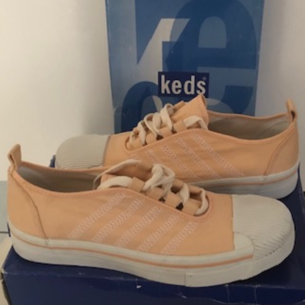 Keds canvas shoes. Sneaker. Vintage. Size 7.5
